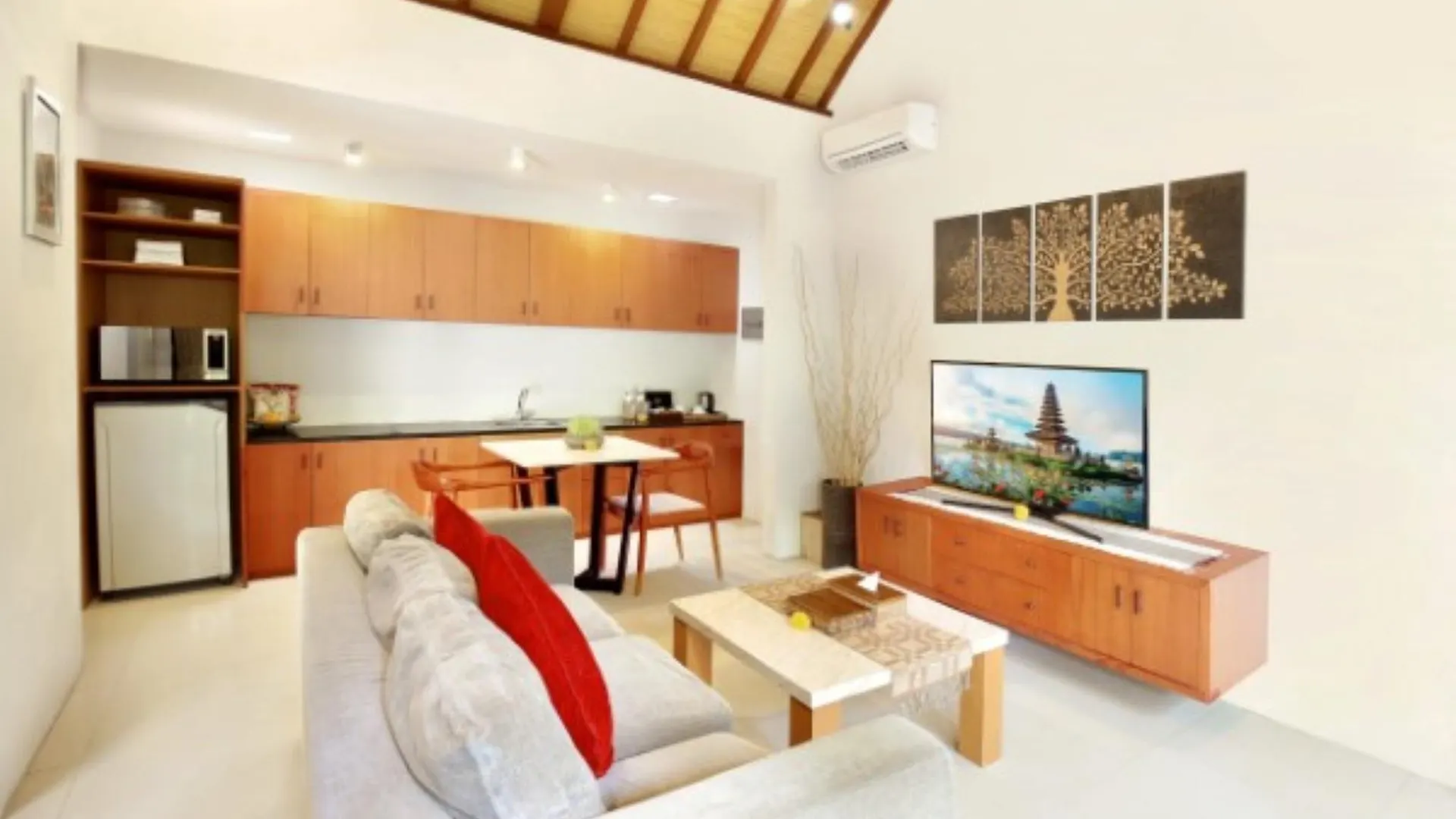 Seminyak Sanctuary Villa By Ini Vie Hospitality Legian  Indonesia