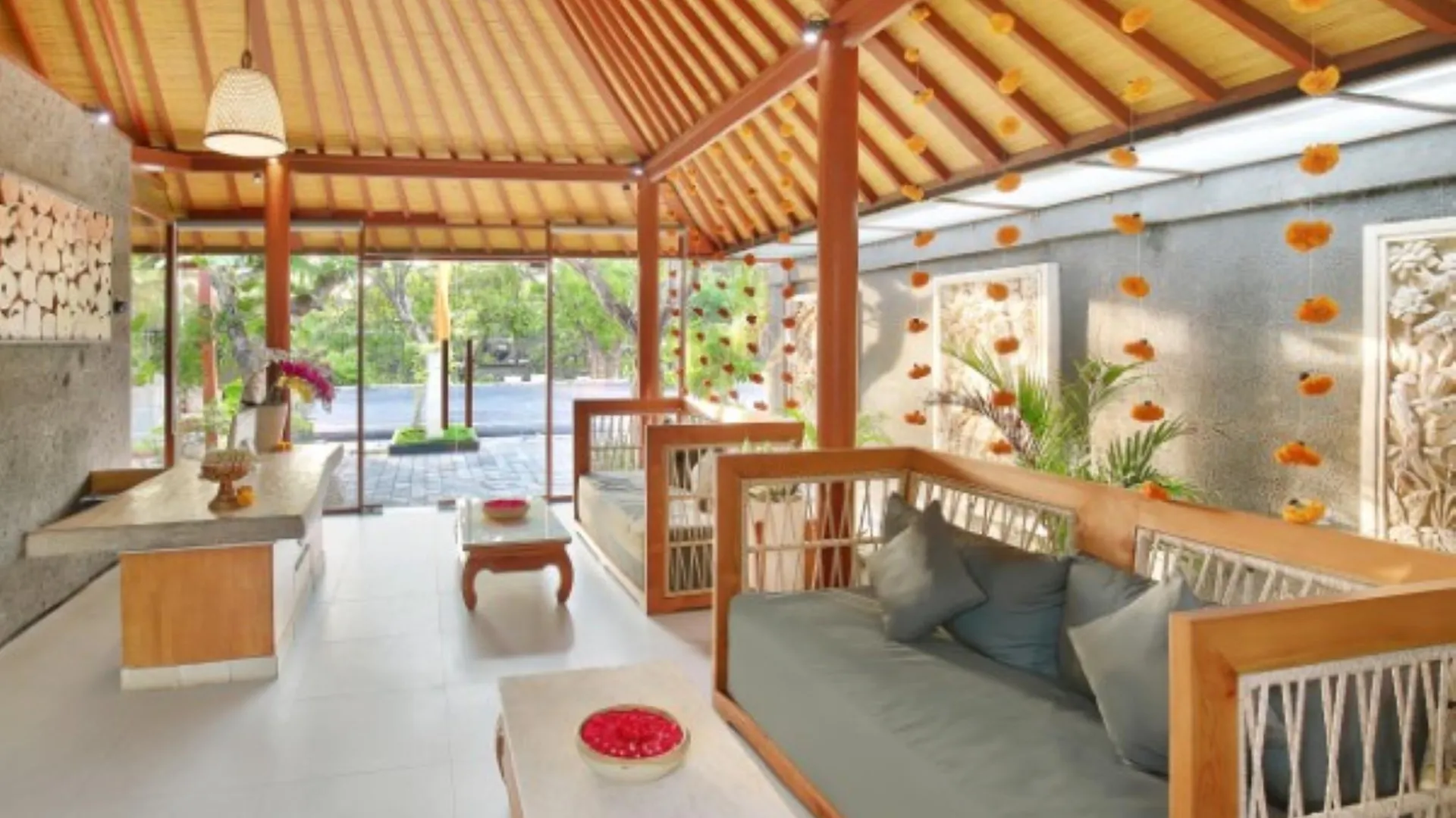 Seminyak Sanctuary Villa By Ini Vie Hospitality Legian