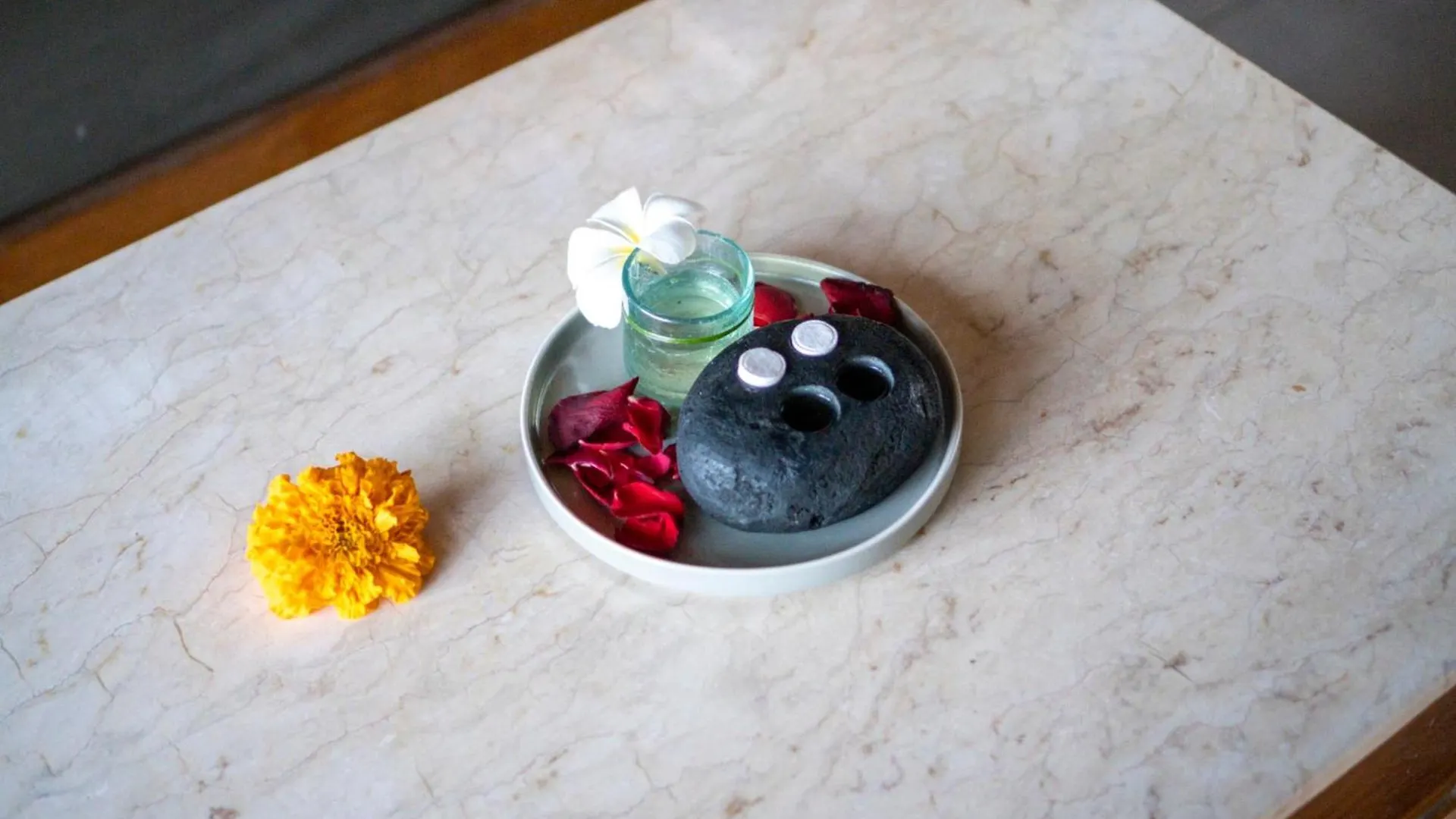 Seminyak Sanctuary Villa By Ini Vie Hospitality Legian