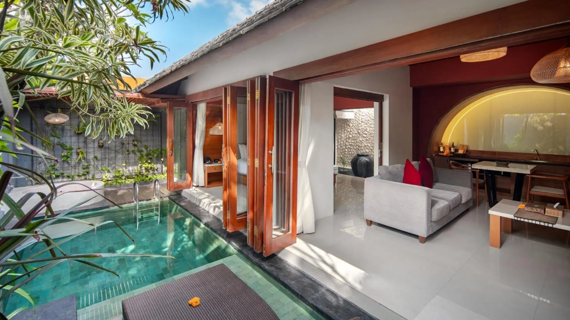 Seminyak Sanctuary Villa By Ini Vie Hospitality Legian